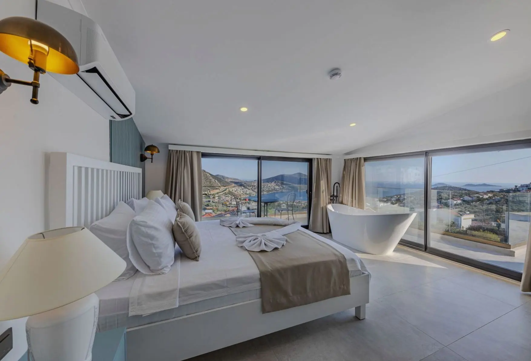 Signature suite